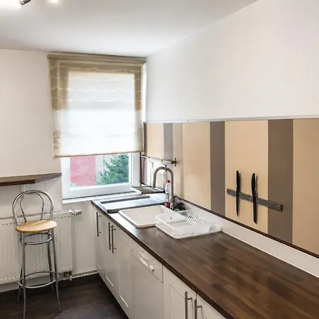 Monteurwohnungen In Apartment *