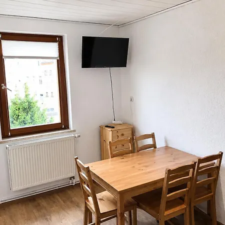 Monteurwohnungen In Apartment Weissenfels