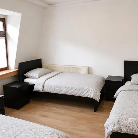 Monteurwohnungen In *
