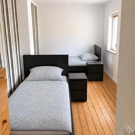 Monteurwohnungen In Apartment *